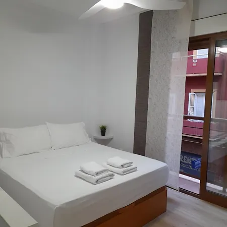 Cómodo Aparta Estudio Céntrico En Apartamento